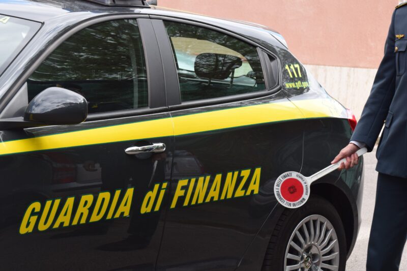 guardia di finanza auto scaled